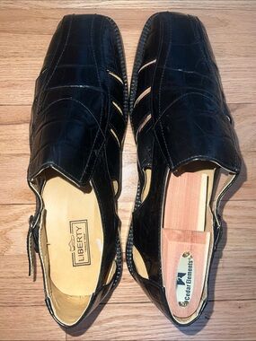 Liberty Men’s Black Slip-On Dress Shoes crocodile